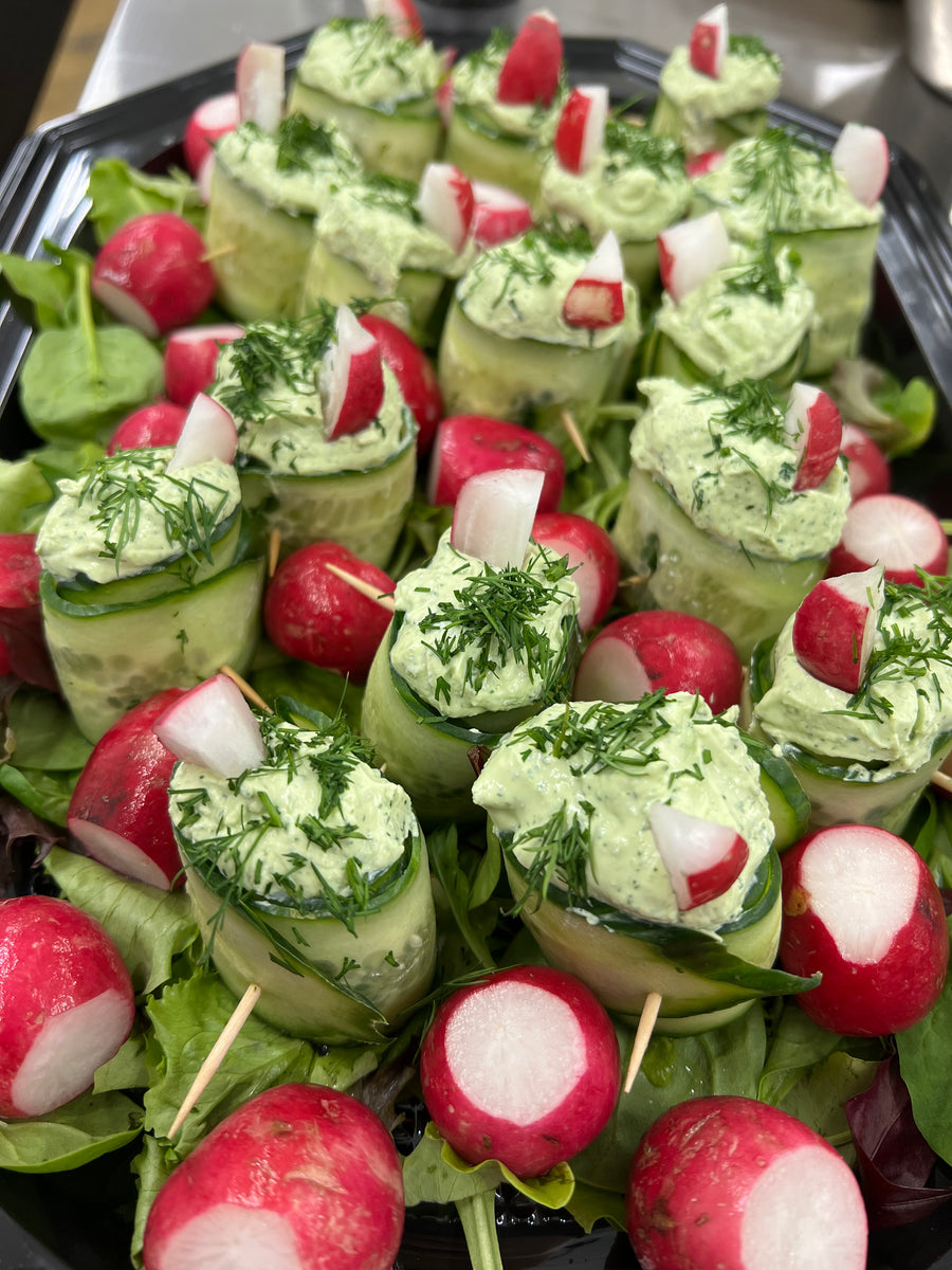 Gurken-Frischkäse-Röllchen Platte