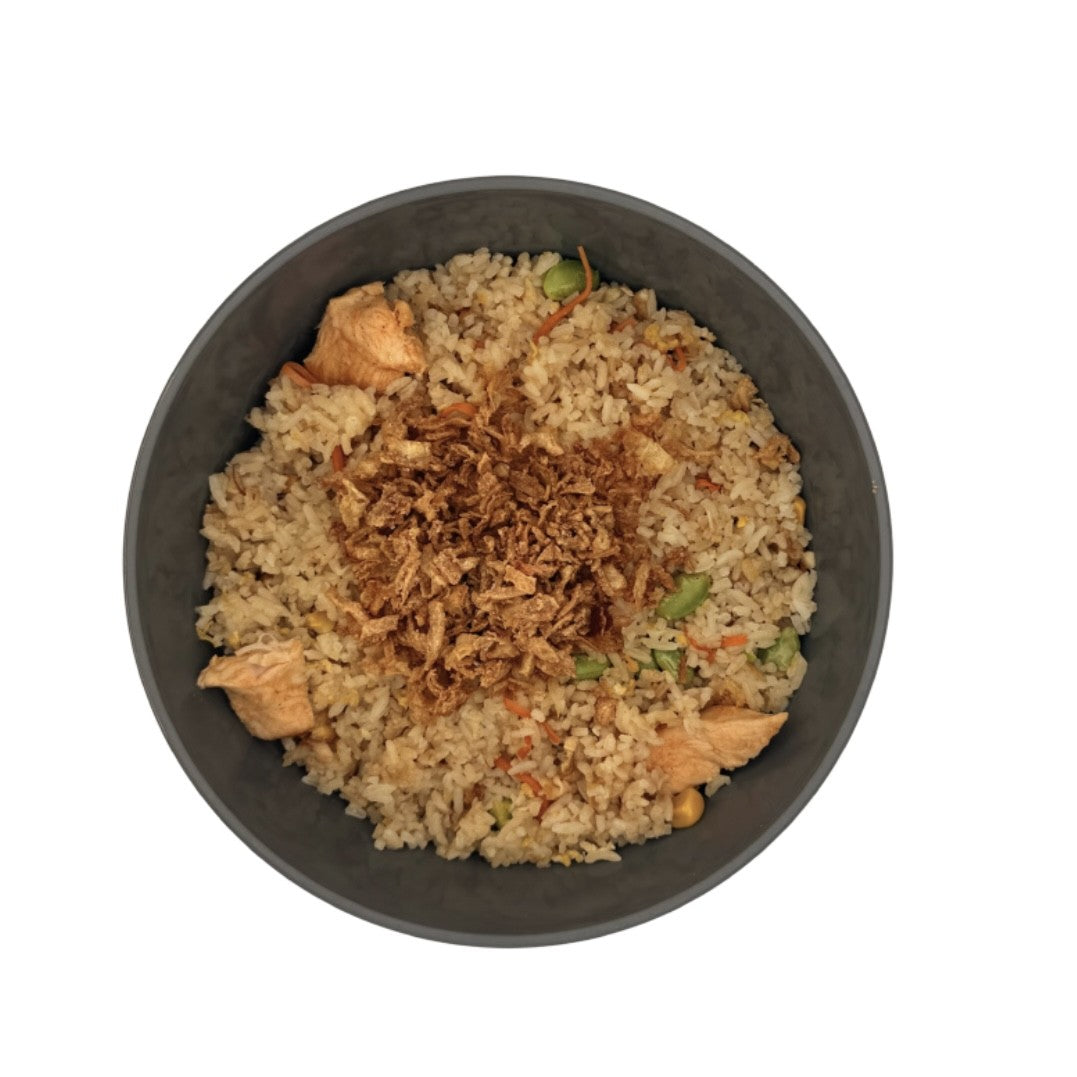 Eierreis mit Gemüse und Chicken