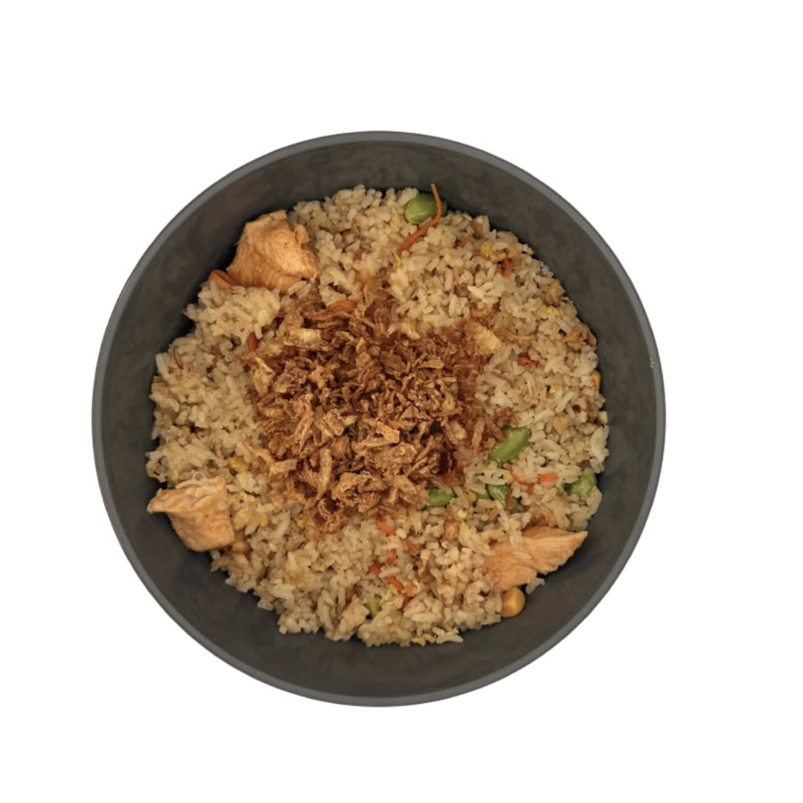 Eierreis mit Gemüse und Chicken