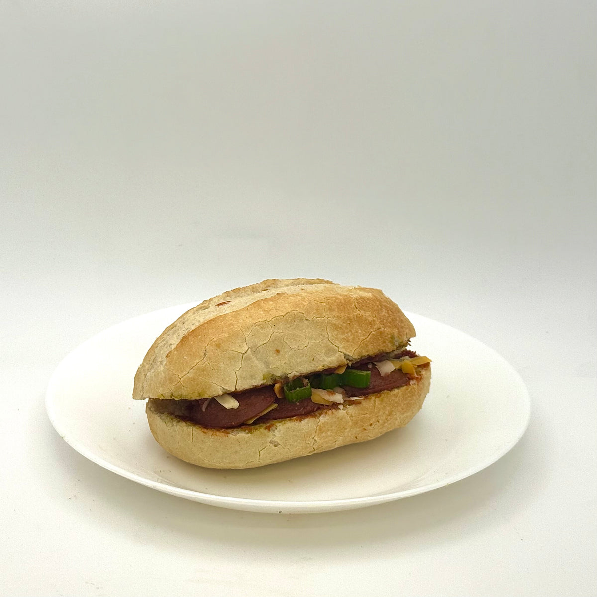 filled wheat roll with sucuk 